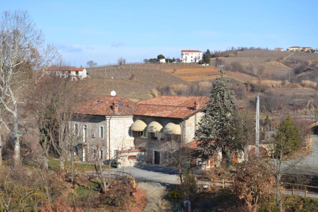 Agriturismo Costa Dei Platani Acqui Terme ภายนอก รูปภาพ