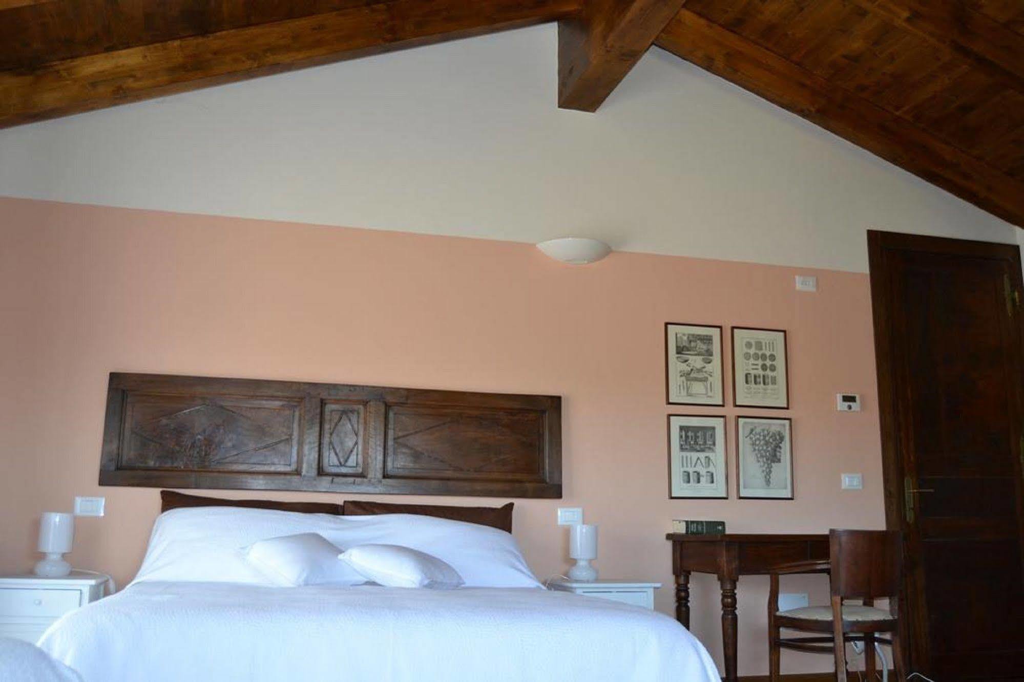 Agriturismo Costa Dei Platani Acqui Terme ภายนอก รูปภาพ